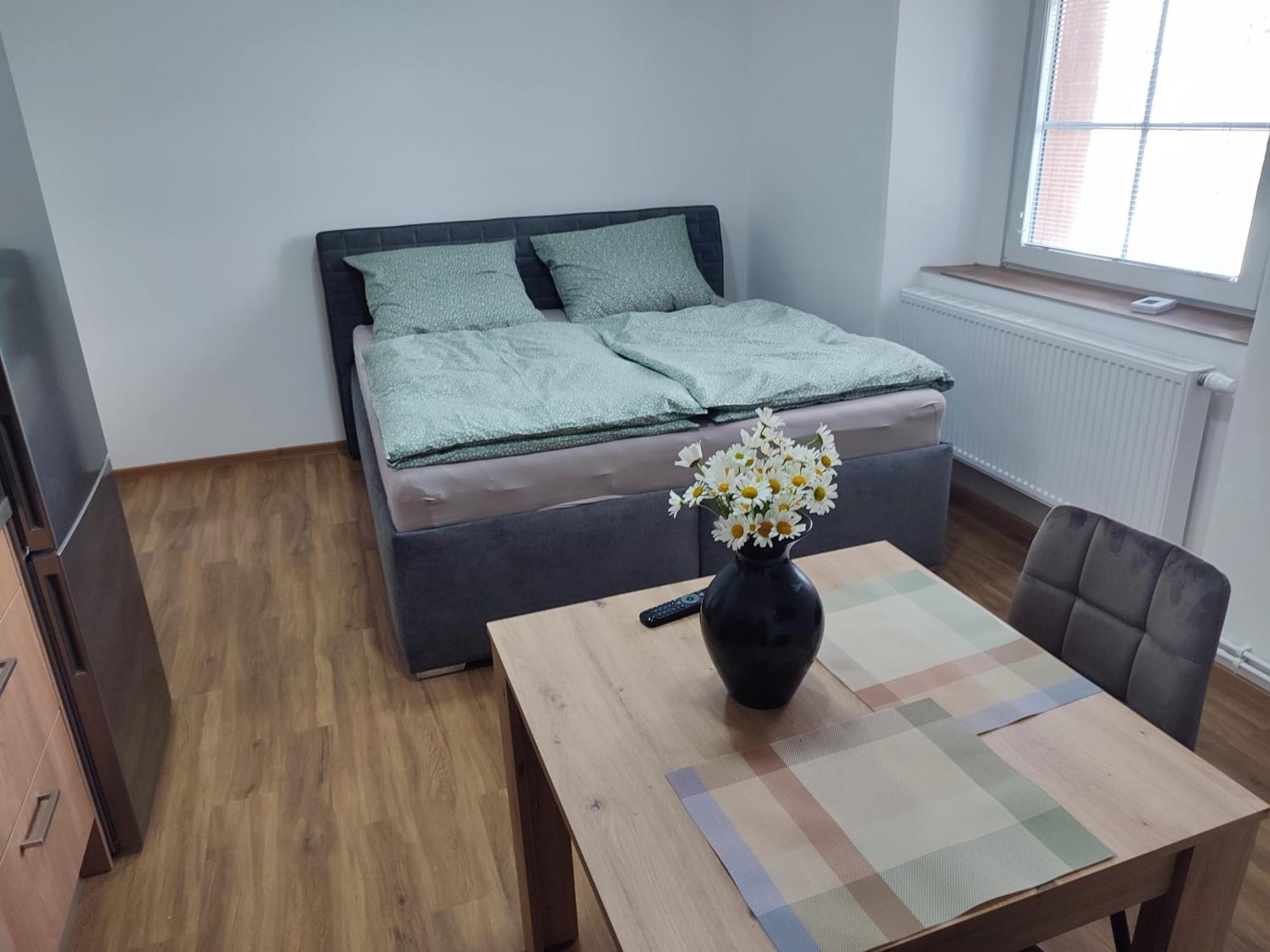 Zamecek Cerov Apartman Jičín Kültér fotó
